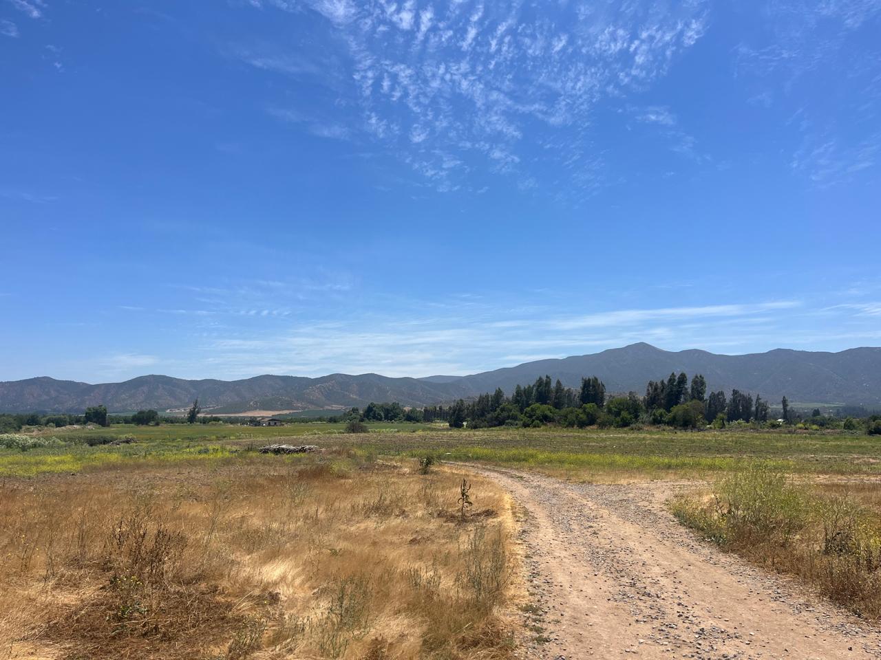 🌄 Nuevo Proyecto: Parcelación Valles de Lumbrera – Melipilla ¡Comienza la venta! 33 lotes disponibles.